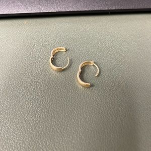 SOLD!!!mejuri earring hoops